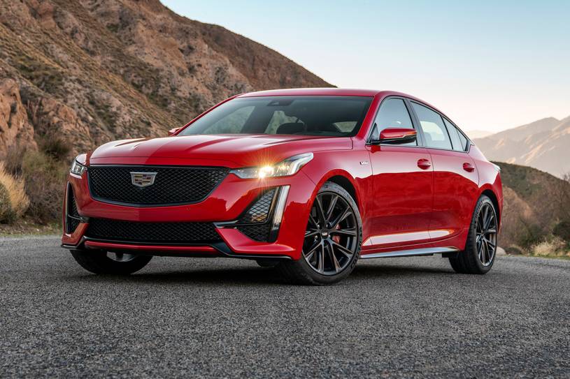 2020_cadillac_sedan