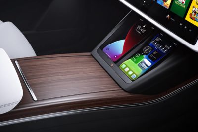 2021_tesla_model-s_sedan_plaid_detail_