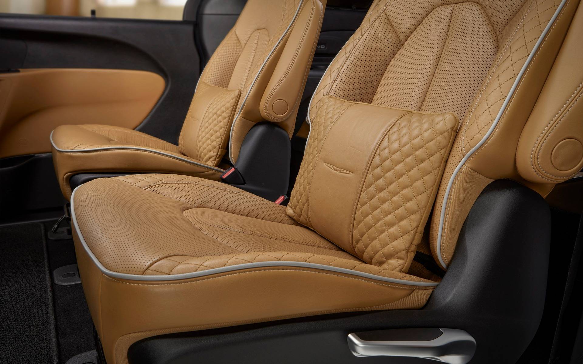 chrysler-pacifica chrysler-pacifica