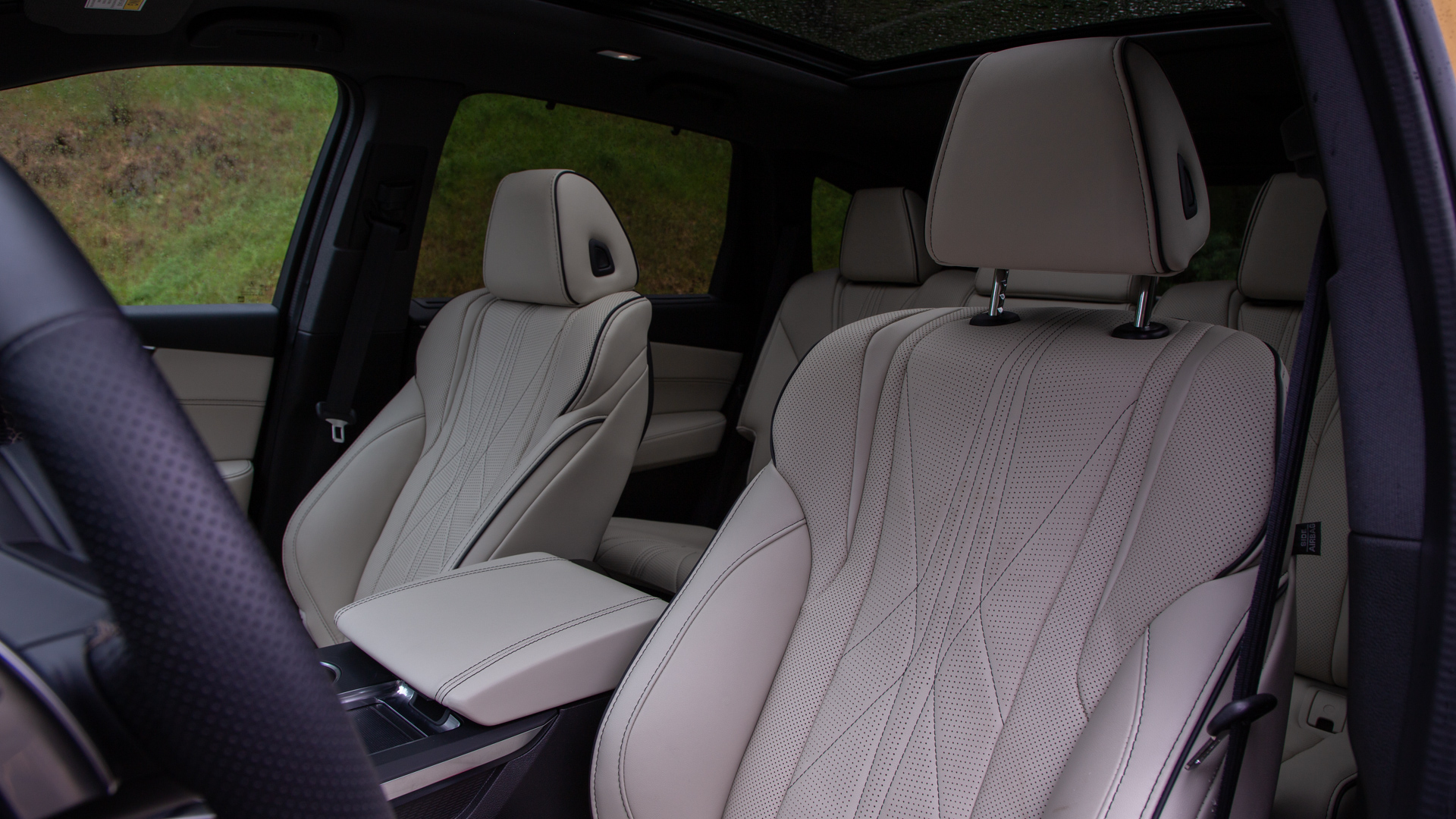 acura_2022_salon2