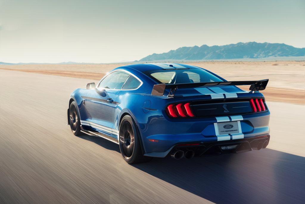 ford-mustang-shelby-gt500-najmocniejszy-w-historii