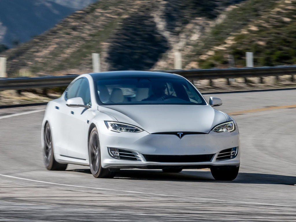 tesla_model_s_947244