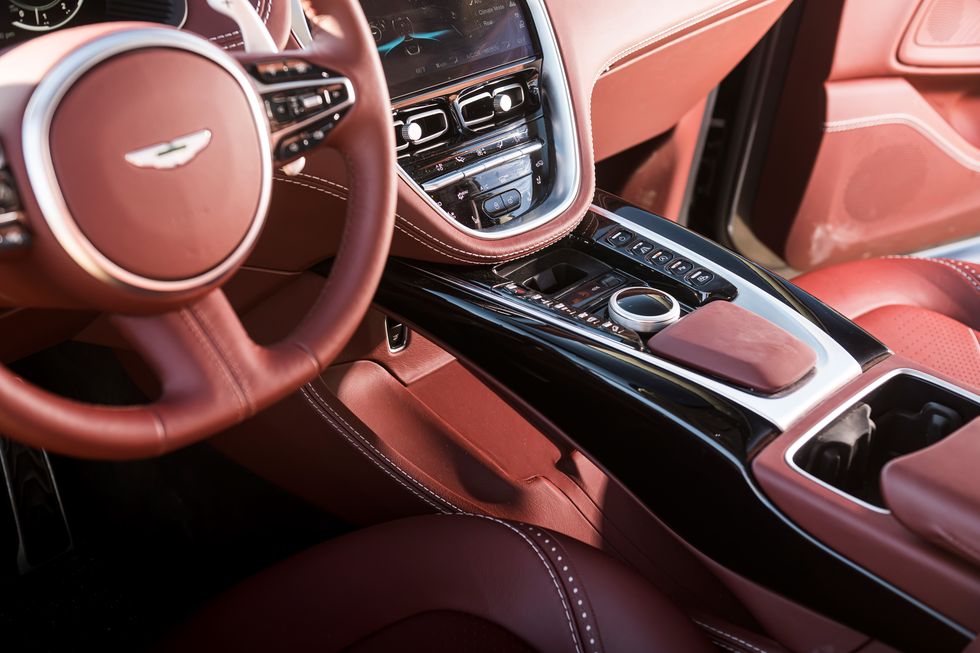 2021-aston-martin