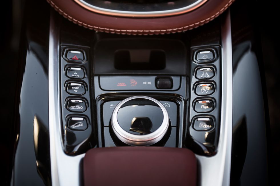 2021-aston-martin