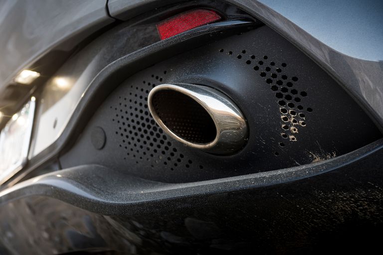 2021-aston-martin
