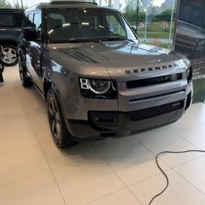 Land Rover Defender 2022