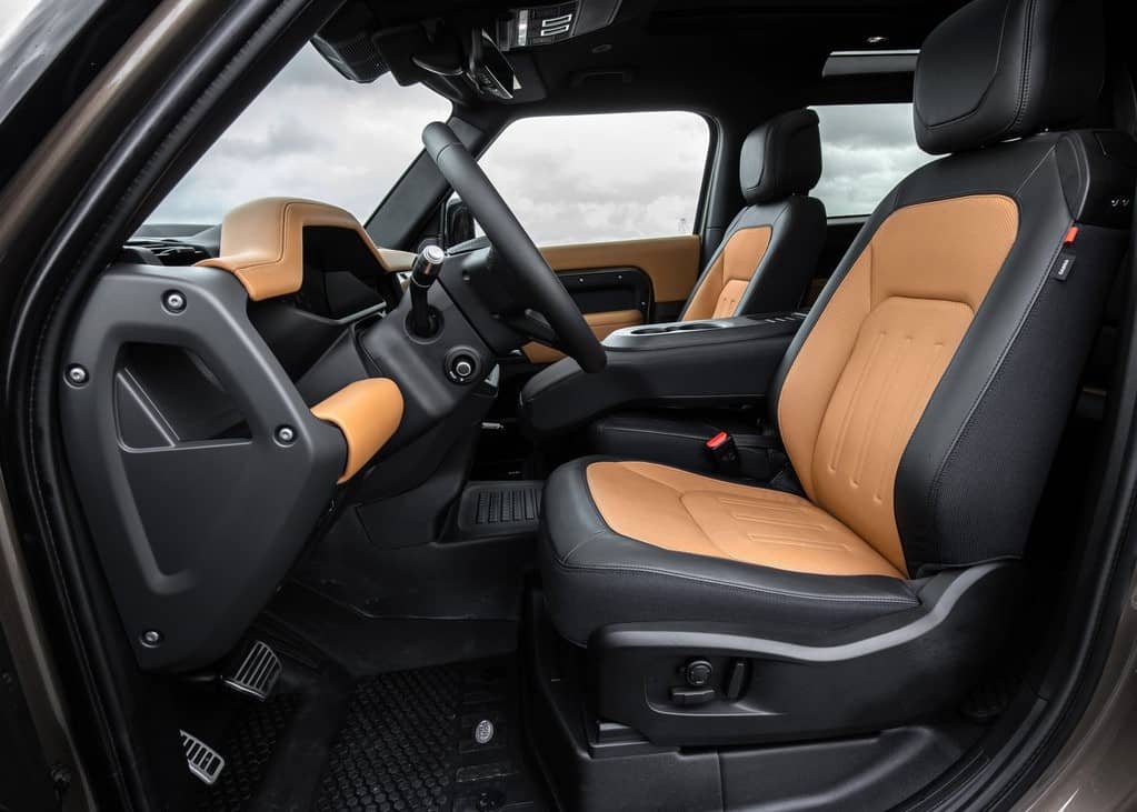 land_rover_defender__XACDh