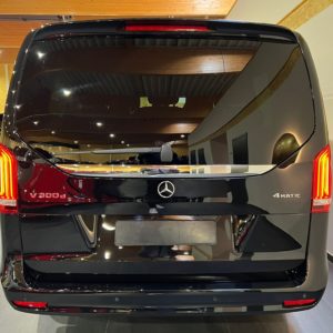 Mercedes V300d 4Matic_back