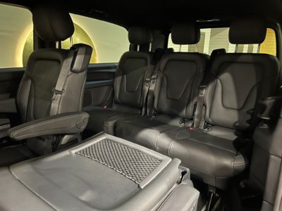 Mercedes V300d 4Matic_inside_salon