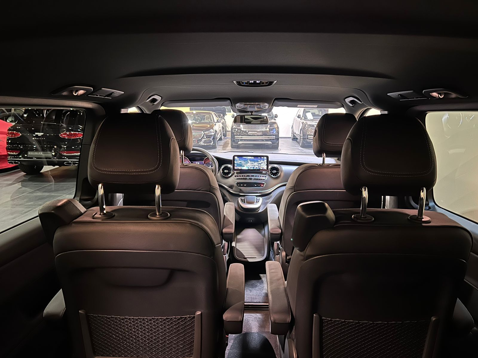 Mercedes V300d 4Matic_insude_salon