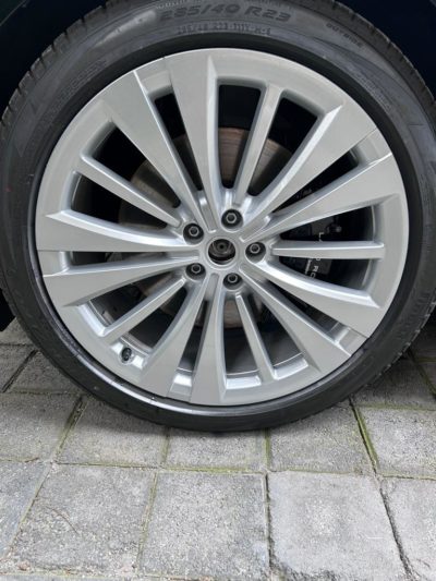 range_rover_2023_disk