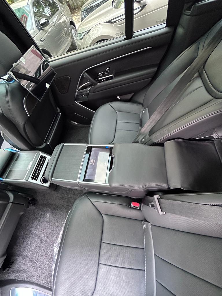 range_rover_2023_salon